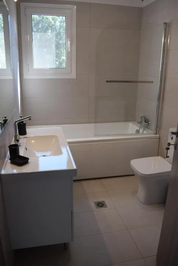 Black & White Apartments Divarata